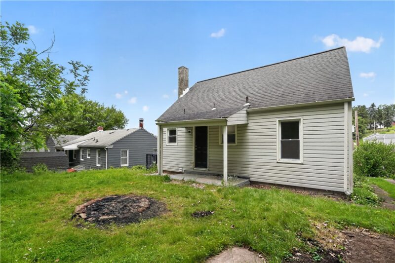 612 Hazel St — photo 5