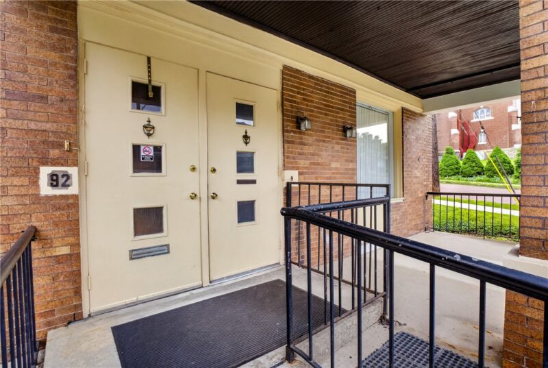 92 Bradford Ave — photo 5
