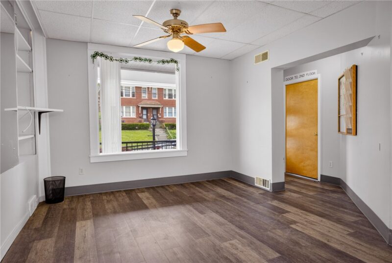 92 Bradford Ave — photo 7