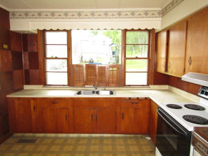 403 Mineola Ave — photo 5