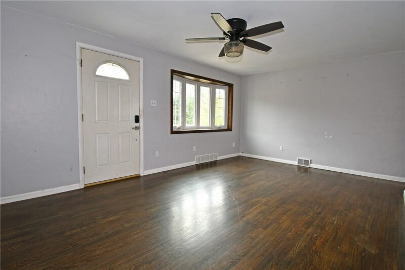 433 Ridgemont Dr — photo 3