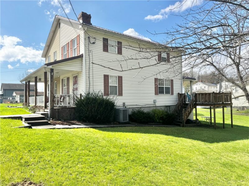 17 Edna St — photo 2