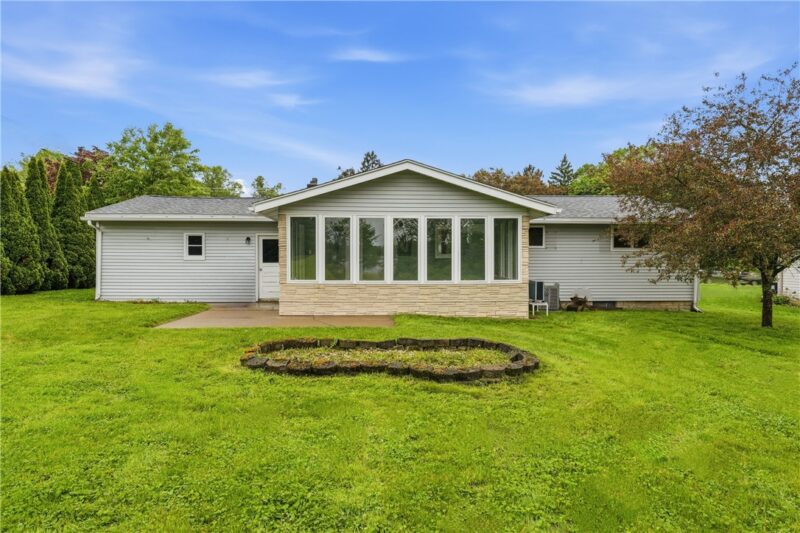17 Shenango Rd — photo 2