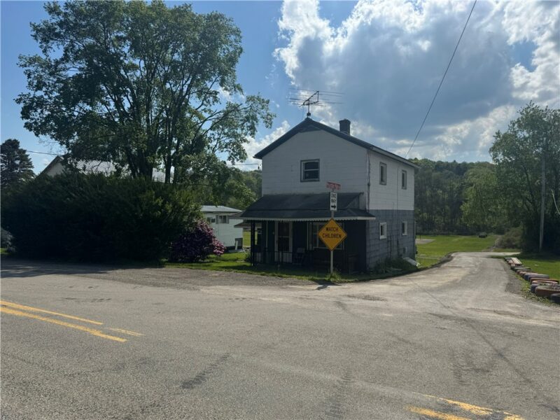 2344 Mcintyre Rd — photo 3