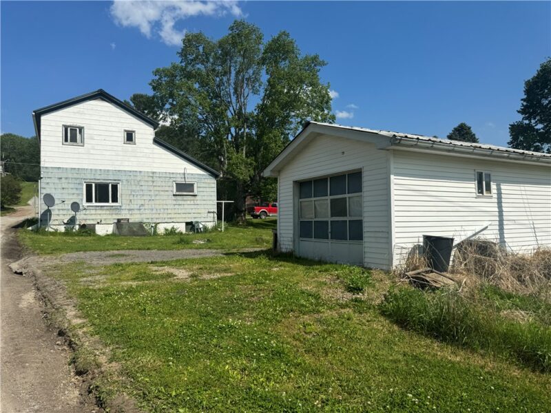 2344 Mcintyre Rd — photo 6