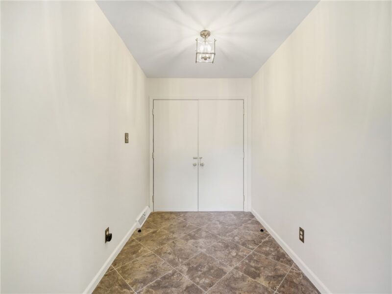 123 Hermitage Circle — photo 8