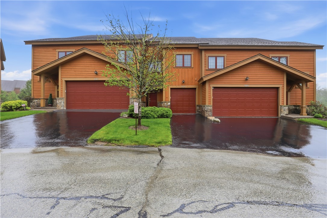 553 Woodside Crescent — photo 1