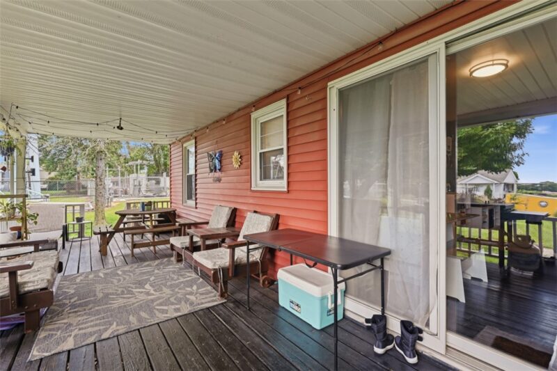 115 Westview Dr — photo 3