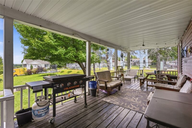 115 Westview Dr — photo 4