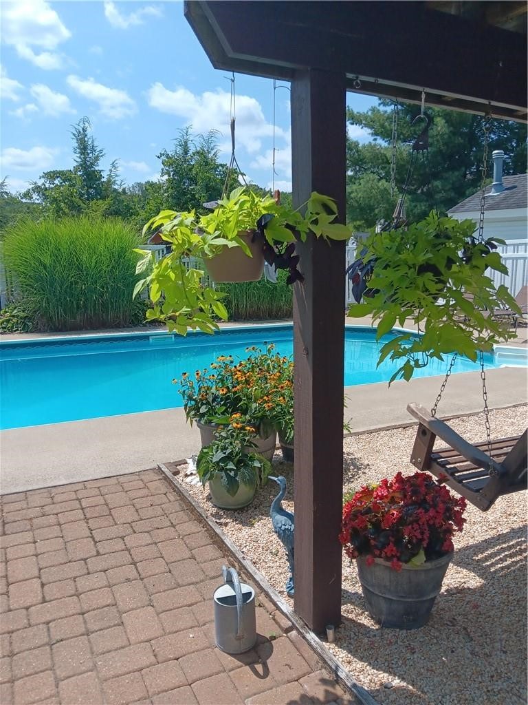 14 Autumnwood Court — photo 3