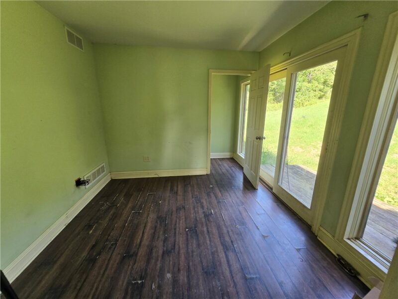 76 Rainey — photo 4