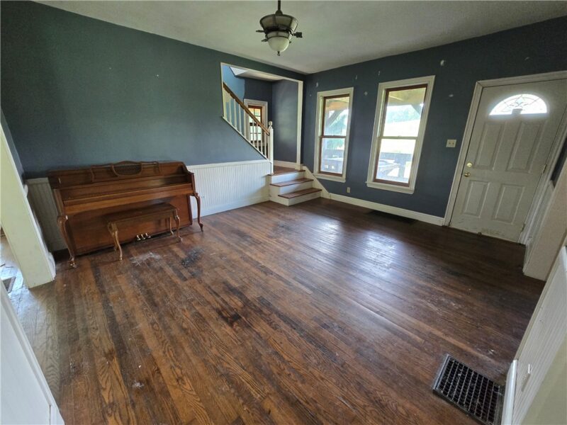 76 Rainey Rd — photo 7