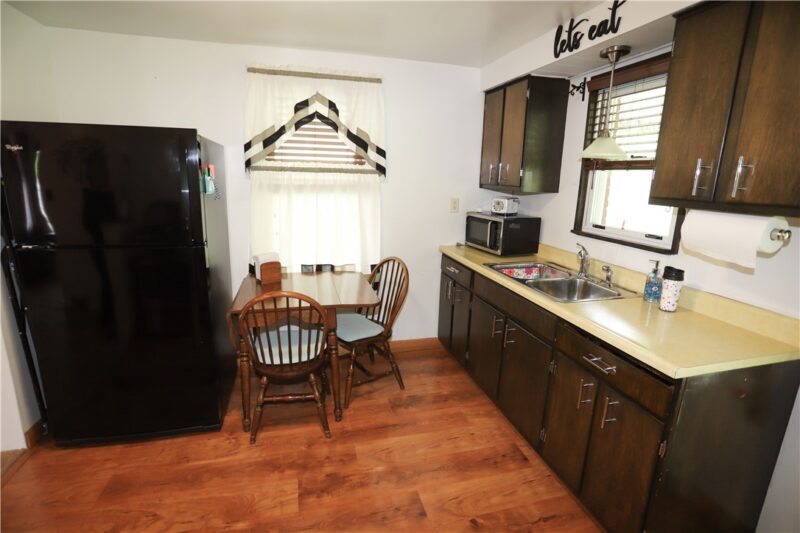 251 Rodi Road — photo 8