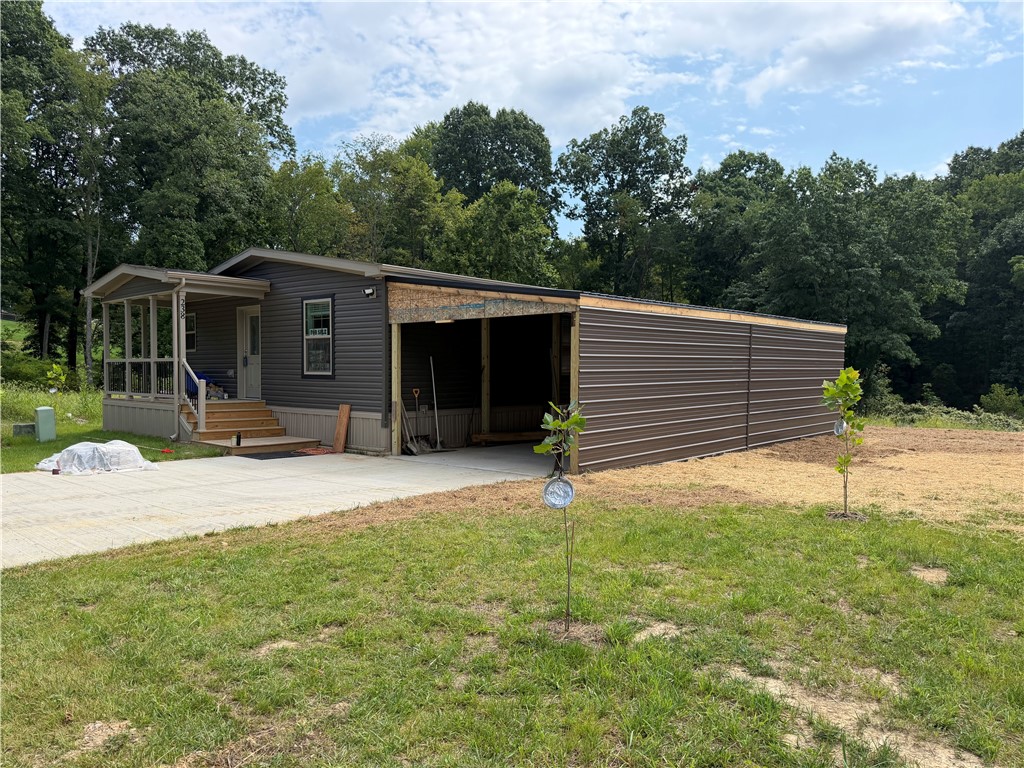 238 Sunny Hill Drive — photo 1