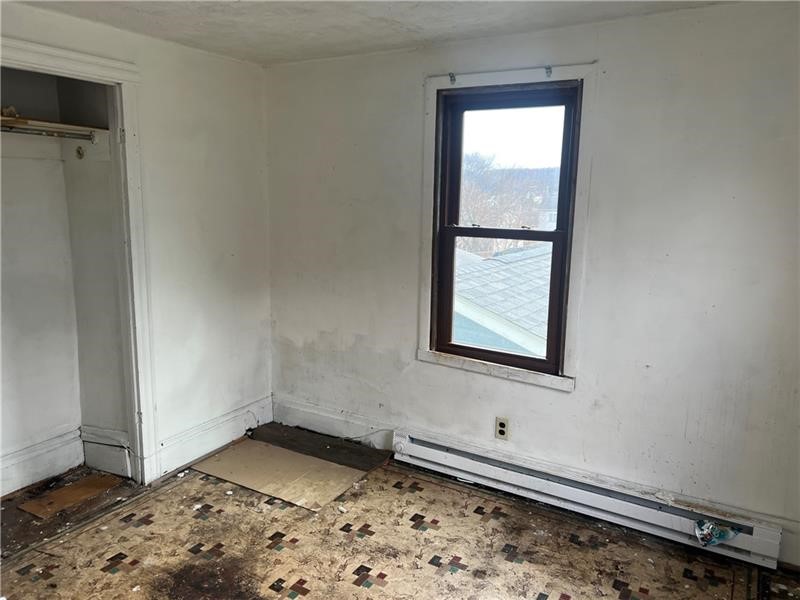 314 Lowell REAR 1/2 — photo 2