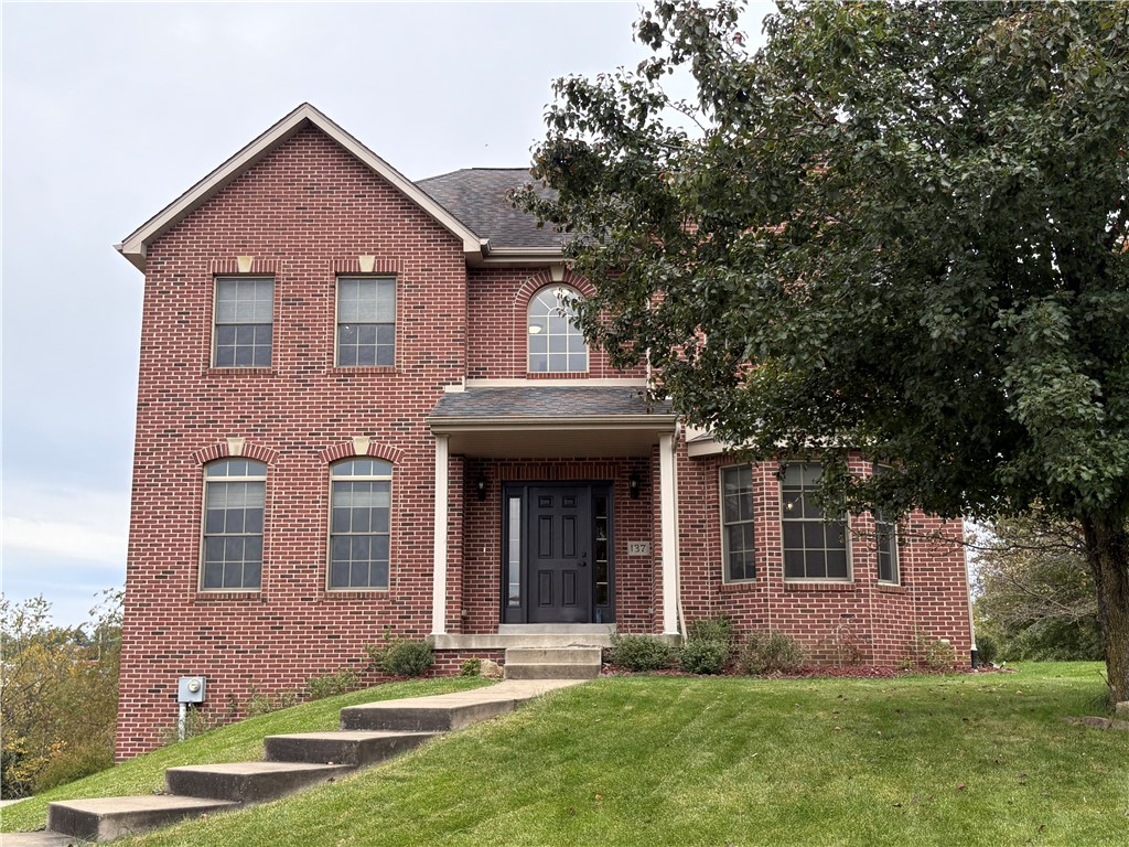 137 Robinson Dr — photo 1