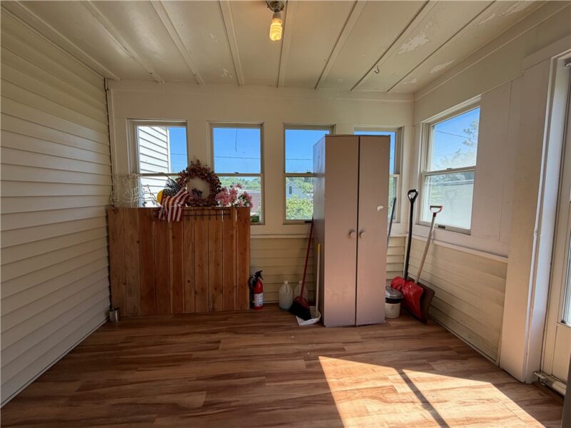 622 Cross St — photo 7