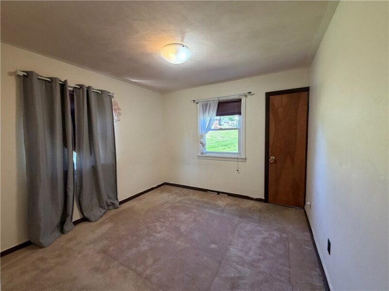 622 Cross St — photo 8