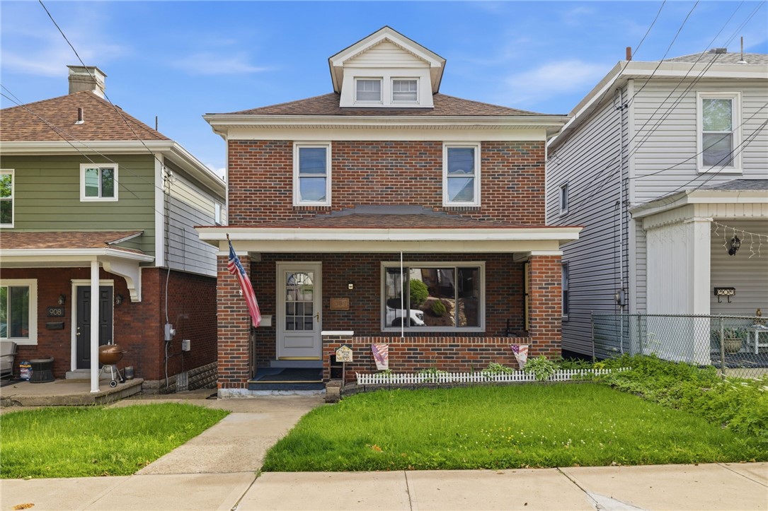 906 Fordham Ave — photo 1