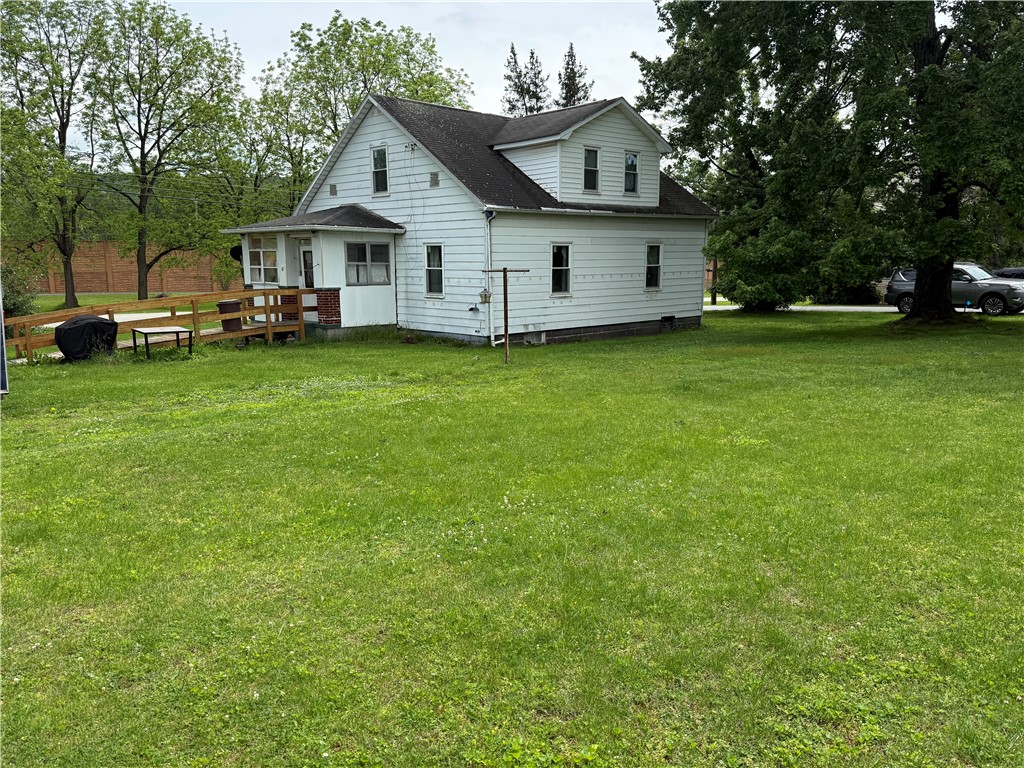 42 Cedar St — photo 1
