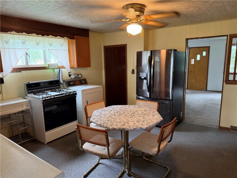 42 Cedar St — photo 4