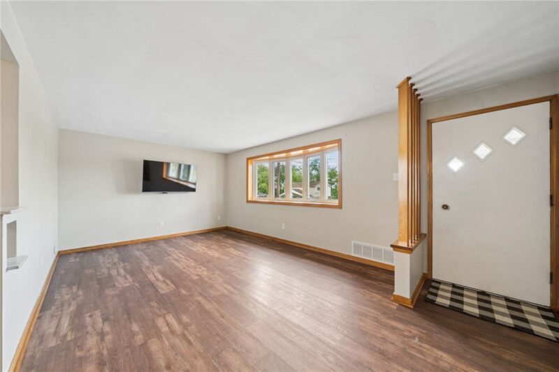 551 Hickory Dr — photo 7