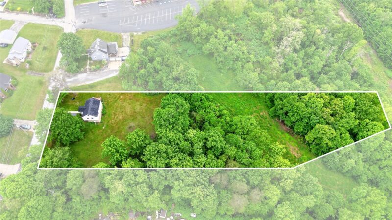 124 Bunker Hill Rd — photo 3