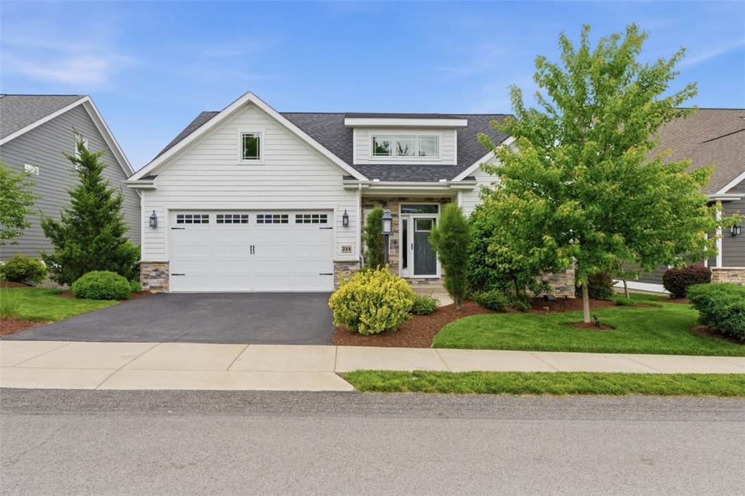 214 Maid Marion Ln — photo 1