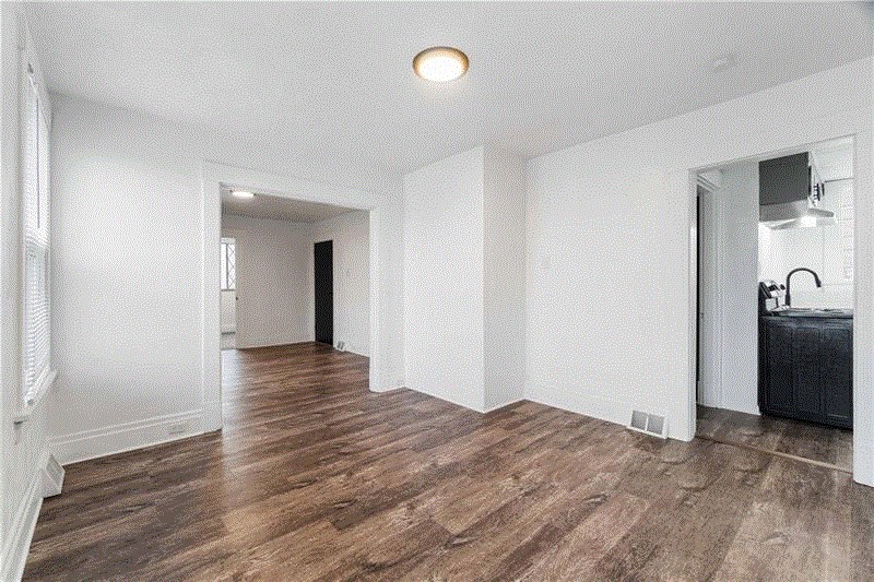 1036 Steuben St — photo 4
