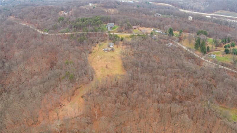 224 Indianola Rd — photo 2