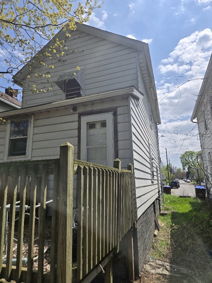 421 North St — photo 7