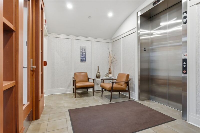 1219 Crescent Place 2D — photo 5