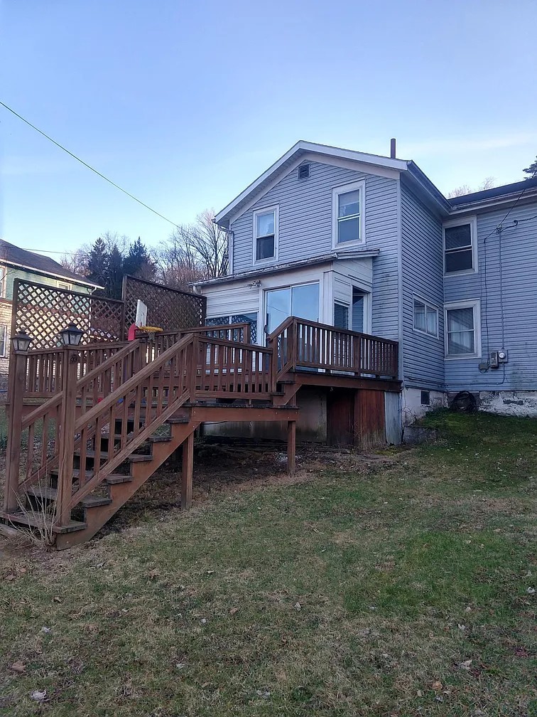304 E 4th St — photo 2