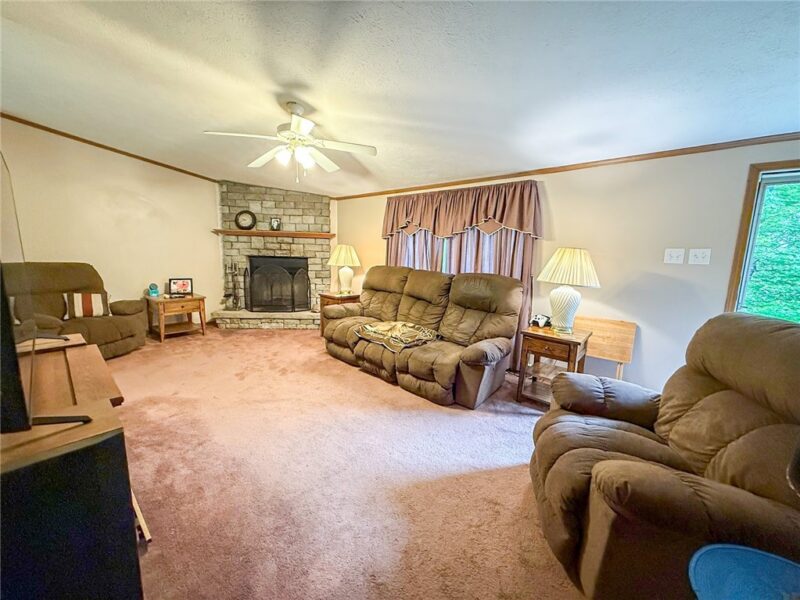 326 Gray Ave — photo 7