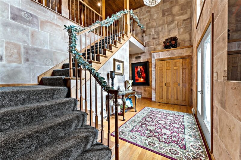 10 Briarwood Ln — photo 3