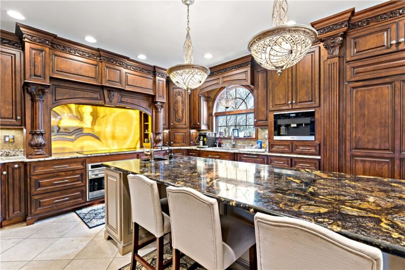 10 Briarwood Ln — photo 7