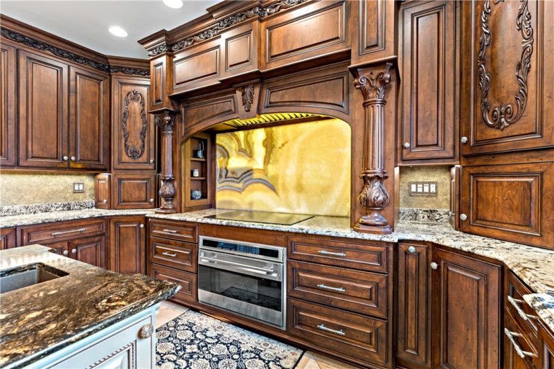 10 Briarwood Ln — photo 8