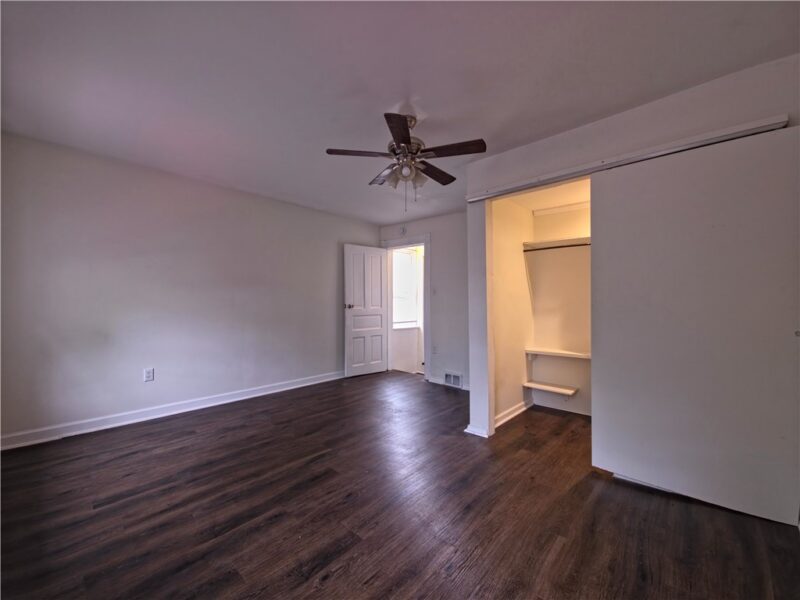1405-1407 West — photo 5