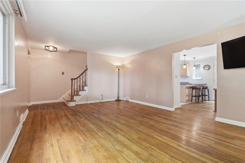 332 Old Farm Rd — photo 5