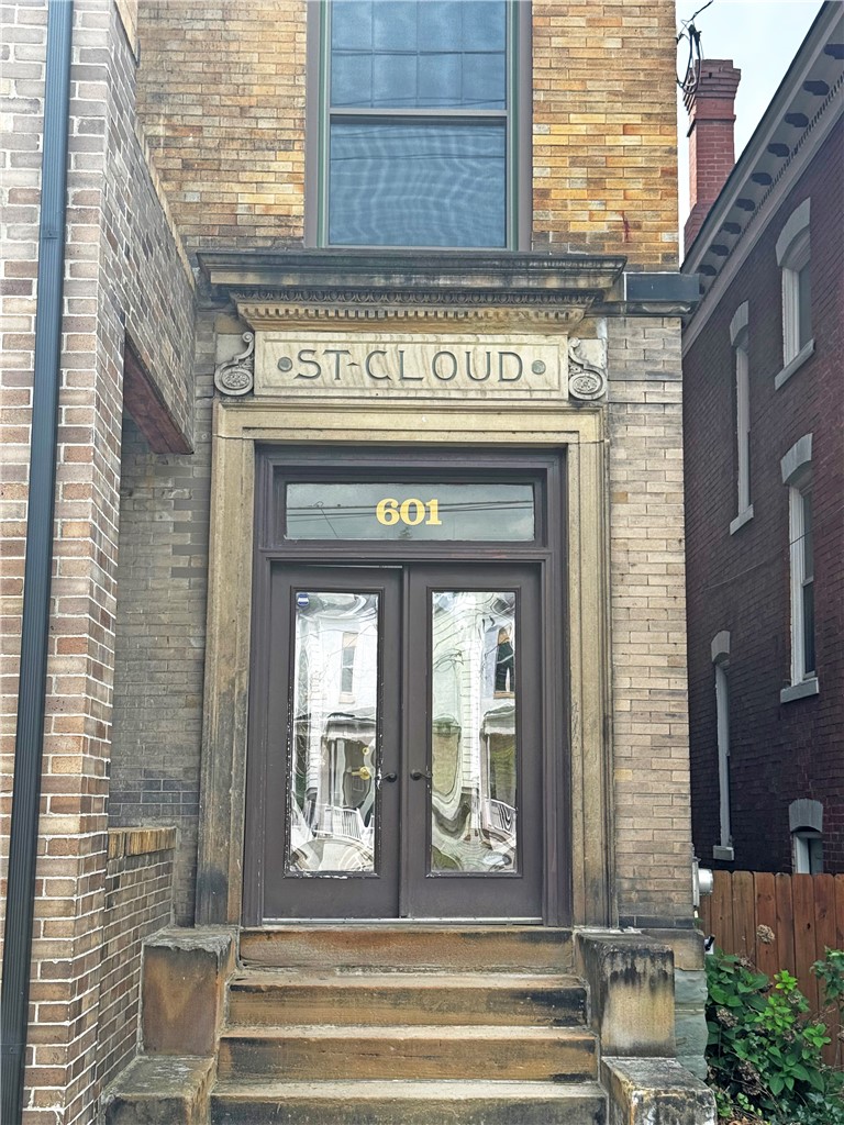 601 N Saint Clair St — photo 4
