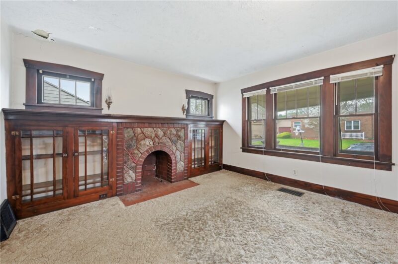 1045 Myrtle Pl — photo 7