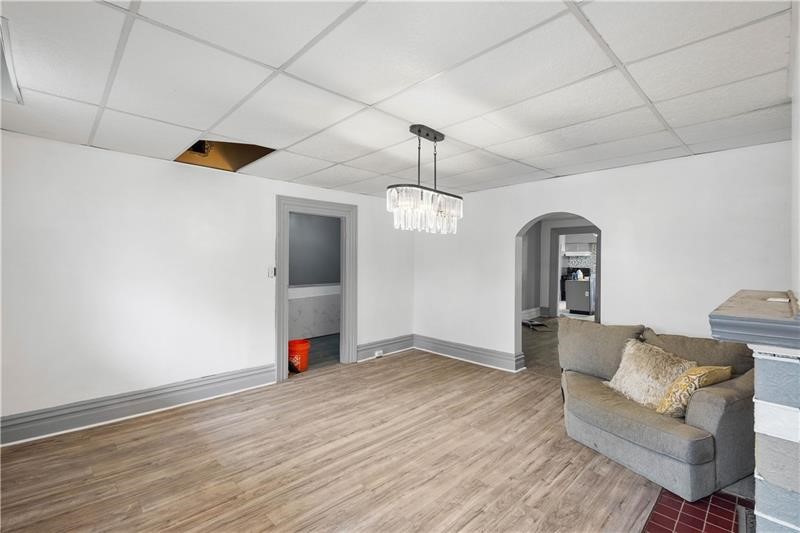 3115 Shadeland Ave — photo 4