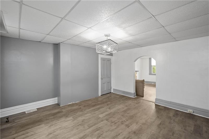 3115 Shadeland Ave — photo 8