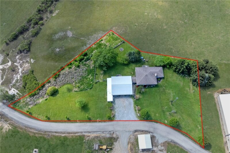 599 Brown Rd — photo 3