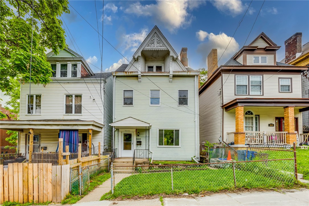 2637 Norwood Ave — photo 1