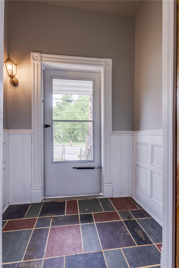 2637 Norwood Ave — photo 3