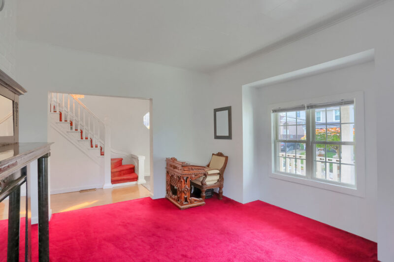164 Sheridan AVENUE — photo 8