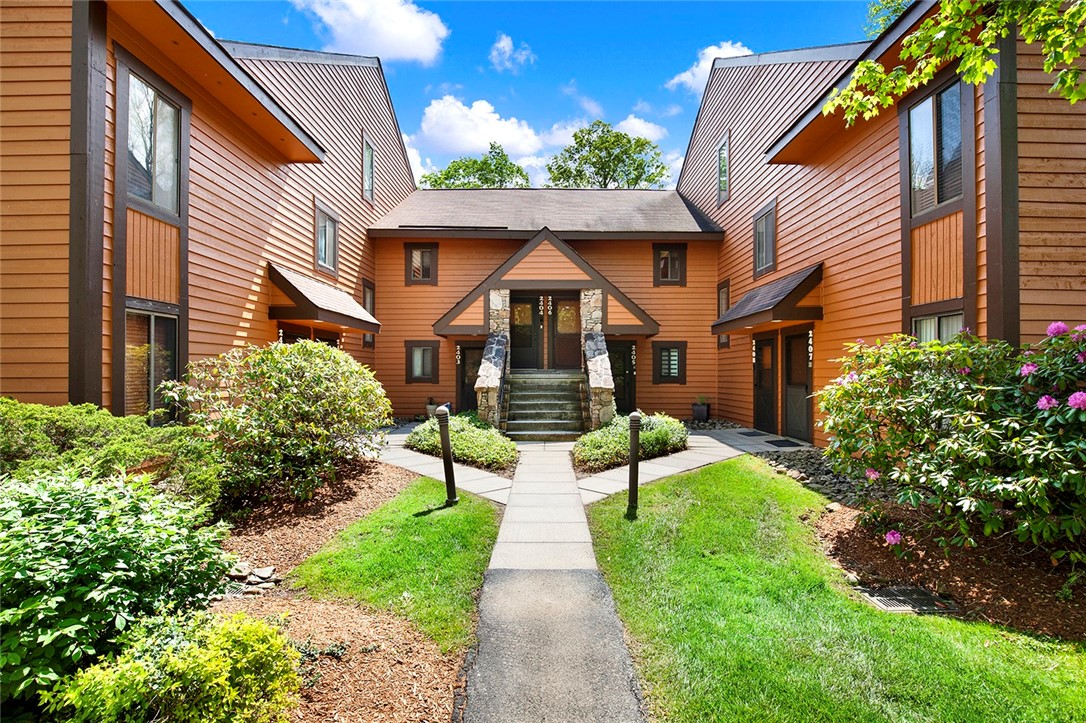 2405 Swiss Mountain Dr — photo 1