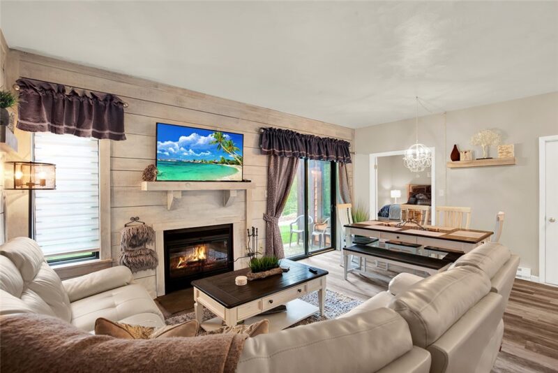 2405 Swiss Mountain Dr — photo 3