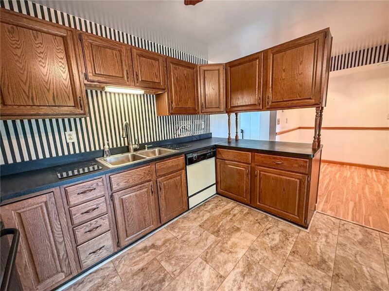 102 Lyn Dale Dr — photo 8